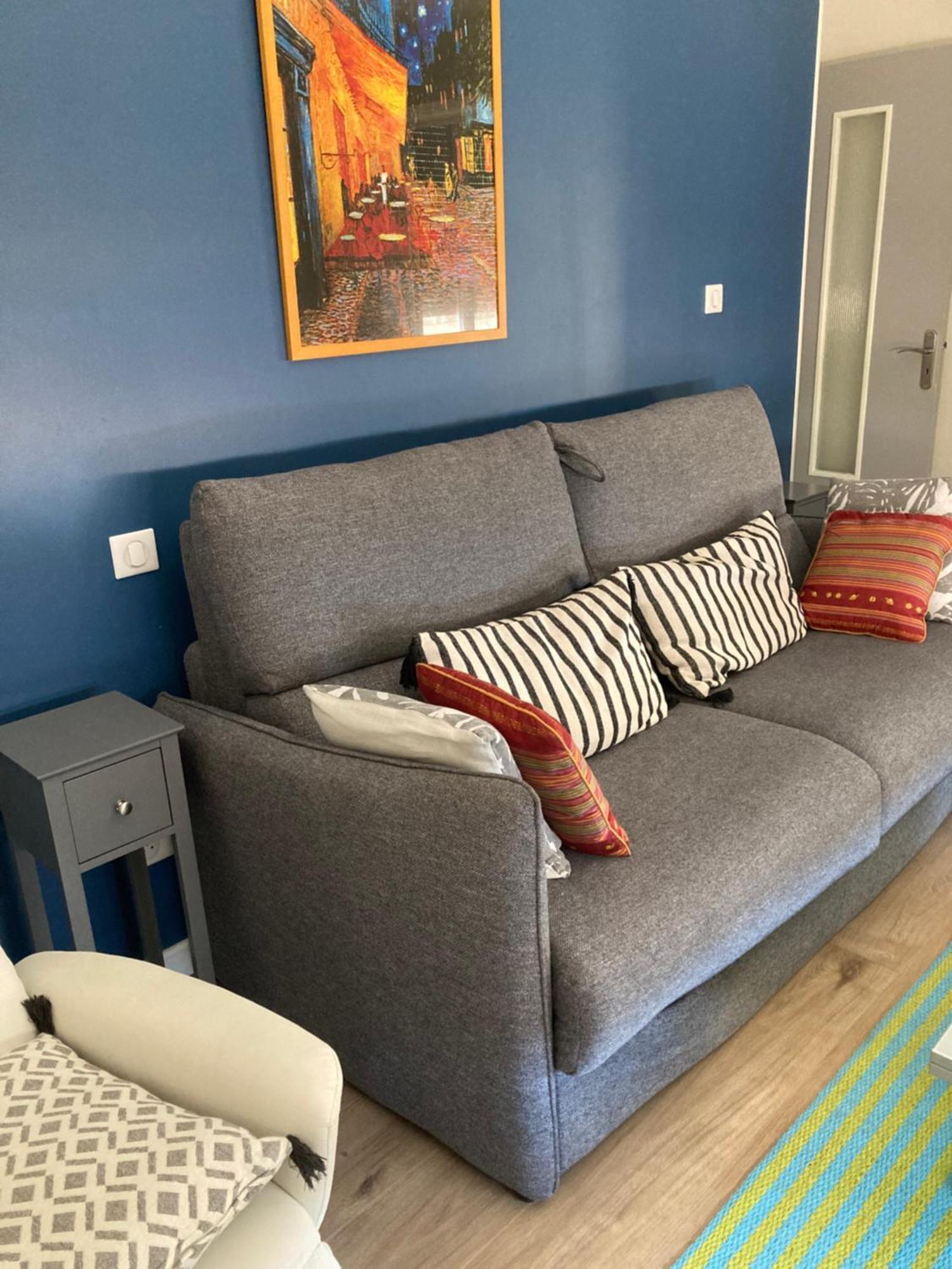 55 M²/ Chez Lorette/ 250m Lake/ Private Parking Apartment